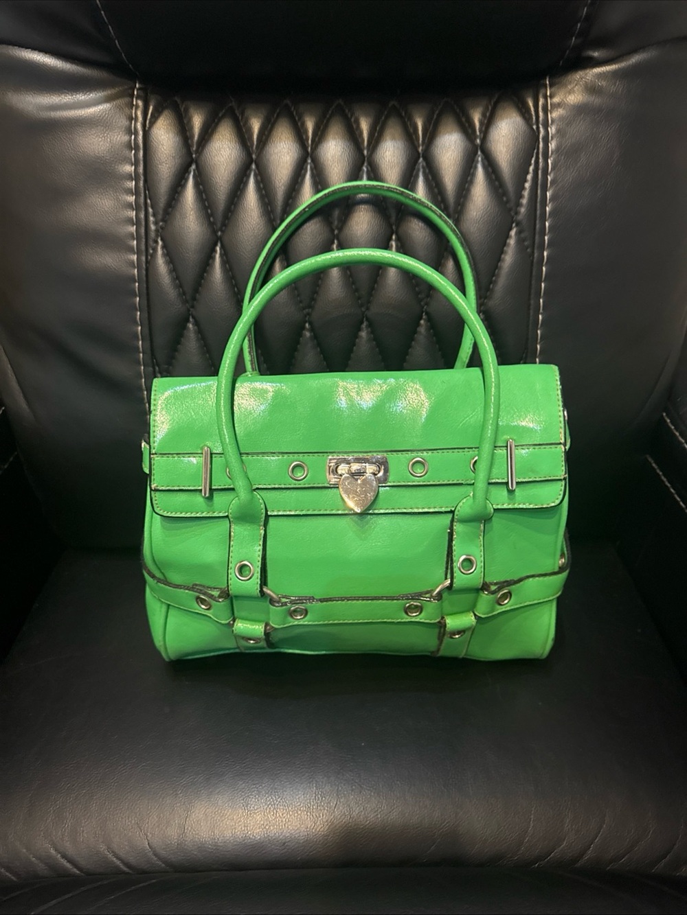 Y2K Patent Leather Green Handbag Purse with heart clasp